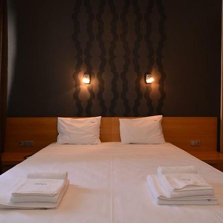 Super Premium Two Bedroom Suite On Vitosha Boulevard Sofia Ngoại thất bức ảnh